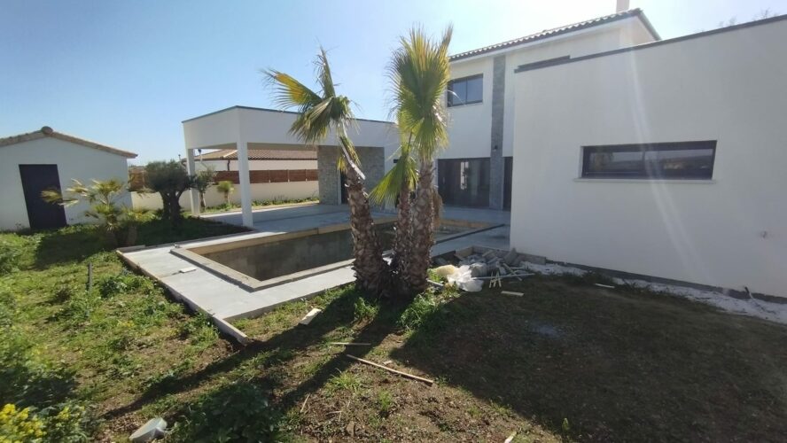 - Crepis-et-isolation-par-lexterieur-maison-moderne-3
